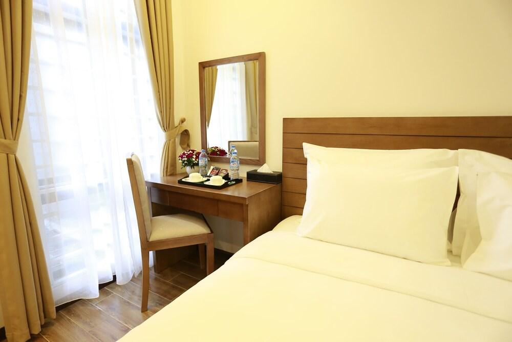 One Hotel Hanoi Exterior photo